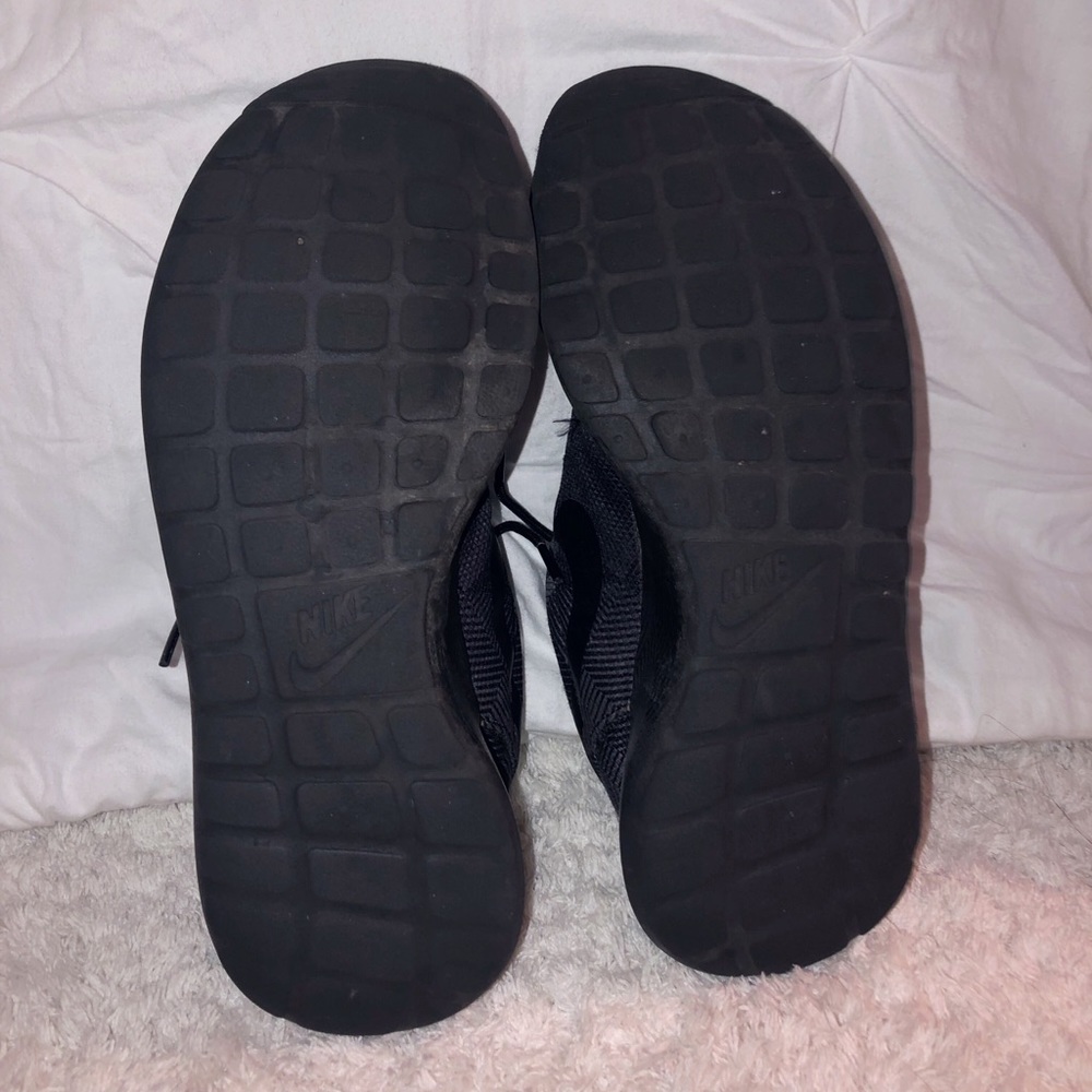 Nike Roshe Run - Picture 4 of 5